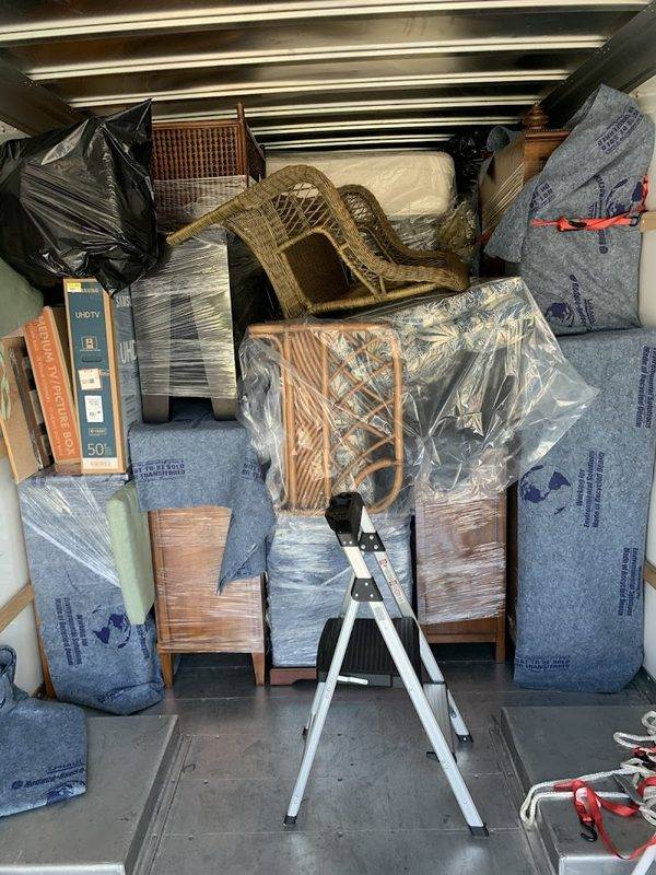 KB Movers, LLC